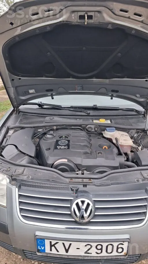 Volkswagen Passat 2003 photo 4