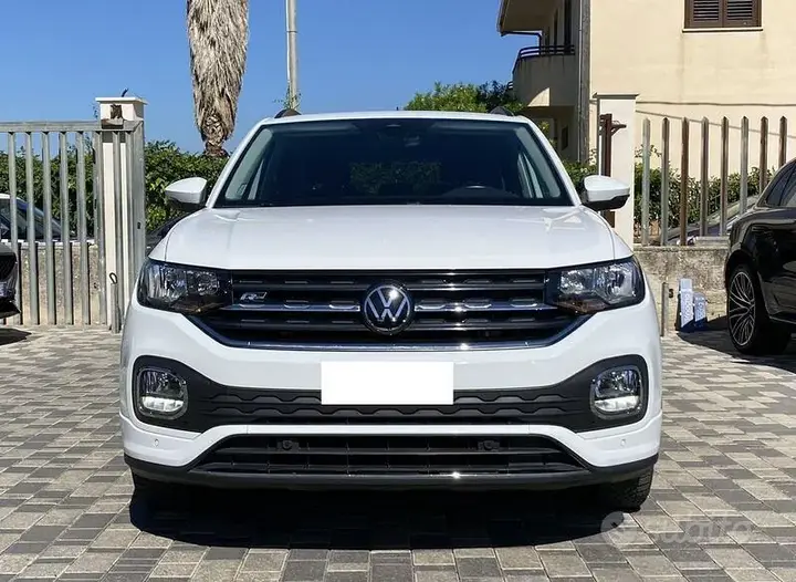 Volkswagen T-Cross 2022 photo 2
