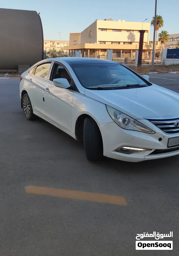 Hyundai Sonata 2013 photo 3