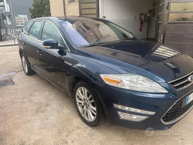 Ford Mondeo 2011 photo 2