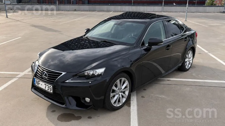 Lexus Is