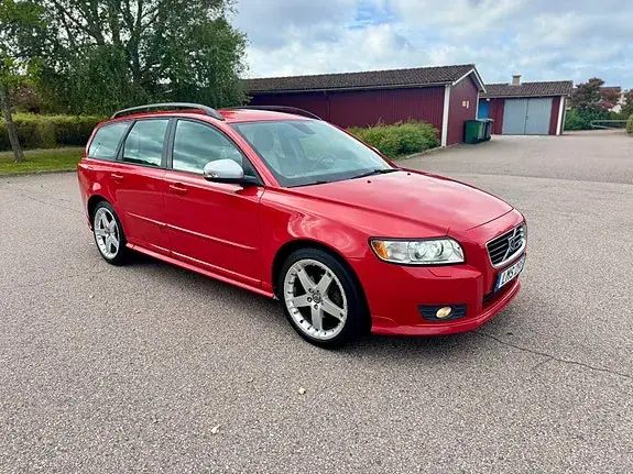 Volvo V50 2010 photo 2