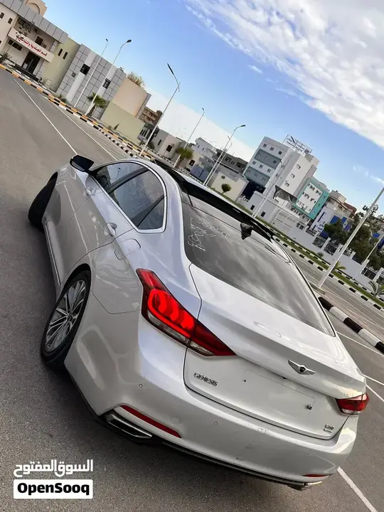 Genesis G80 2015 photo 3
