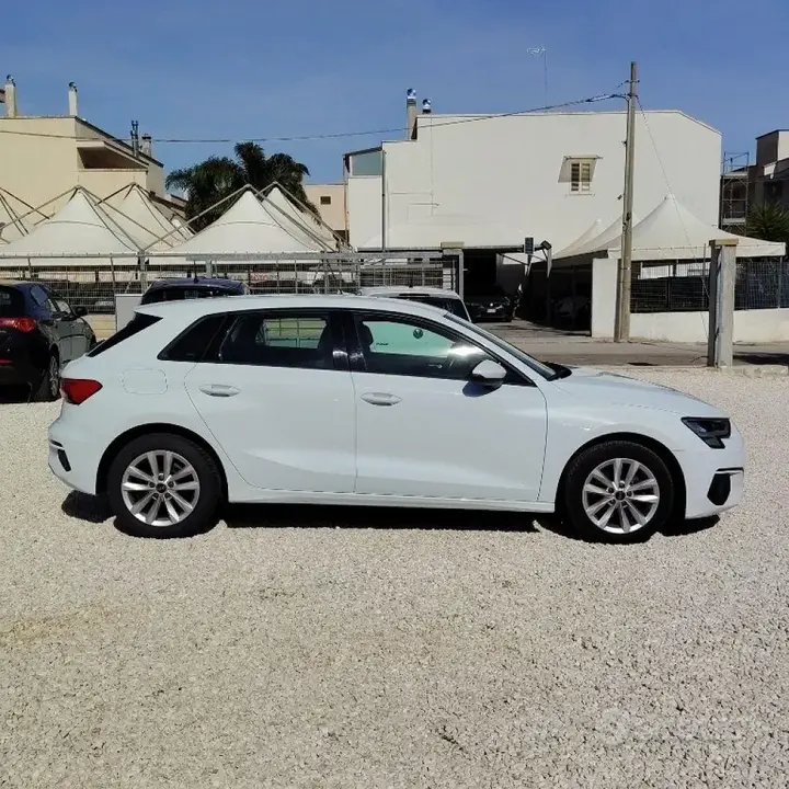 Audi A3 2022 photo 2