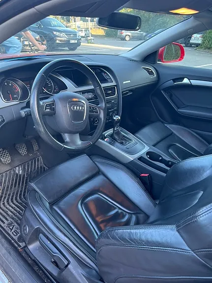 Audi A5 2009 photo 4