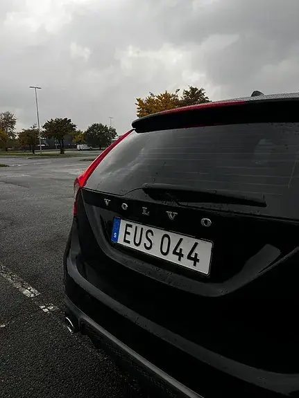Volvo V60 2018 photo 2