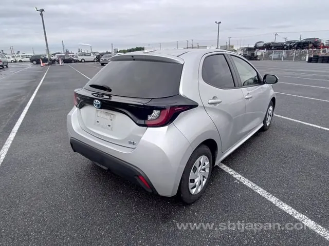 Toyota Yaris 2021 photo 4
