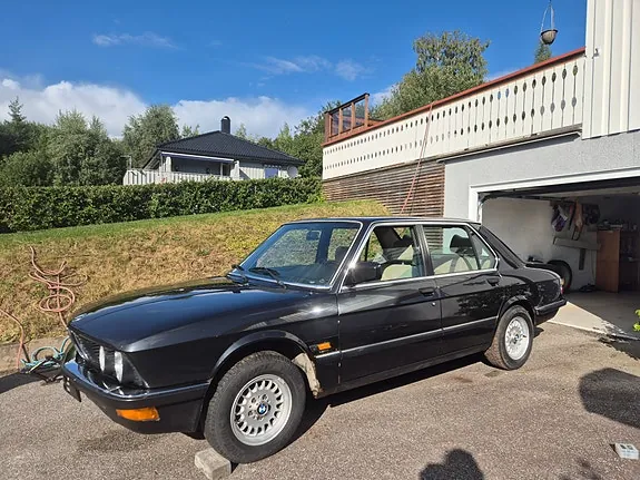 BMW 525I 1986 photo 2