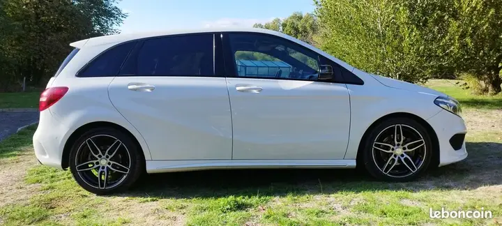 Mercedes-Benz B-Class 2017 photo 2