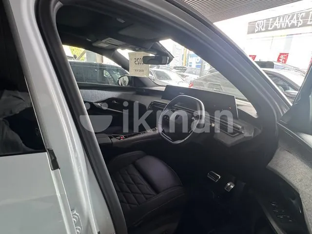 Peugeot 5008 2025 photo 2