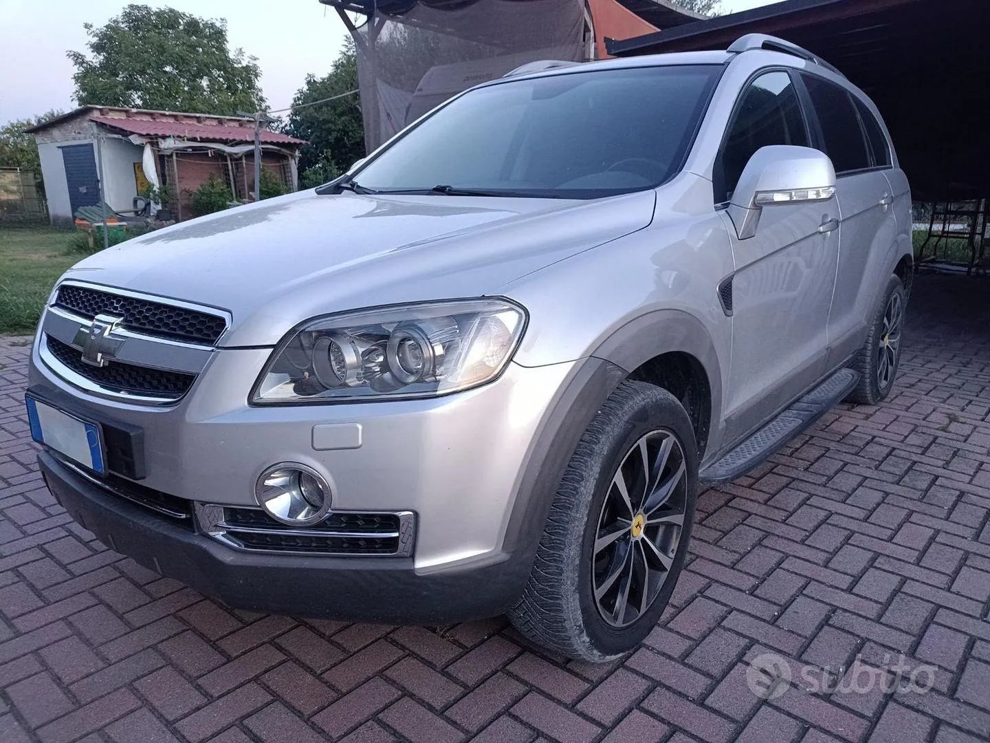 Chevrolet Captiva 2011 photo 2