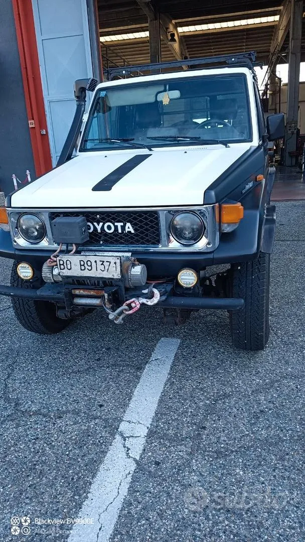 Toyota Land Cruiser