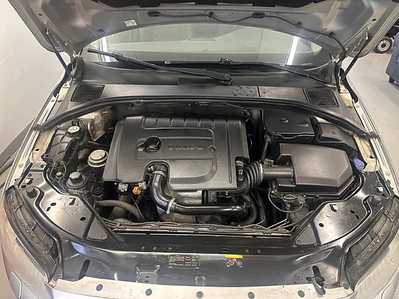 Volvo V70 2011 photo 5