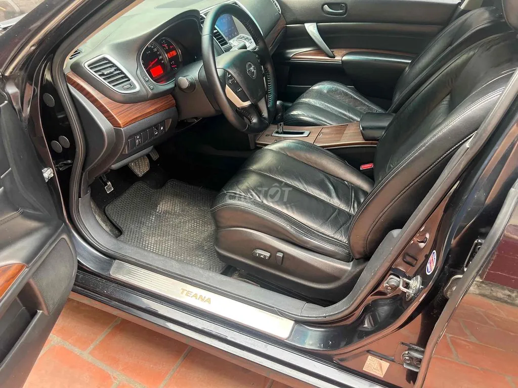 Nissan Teana 2010 photo 5