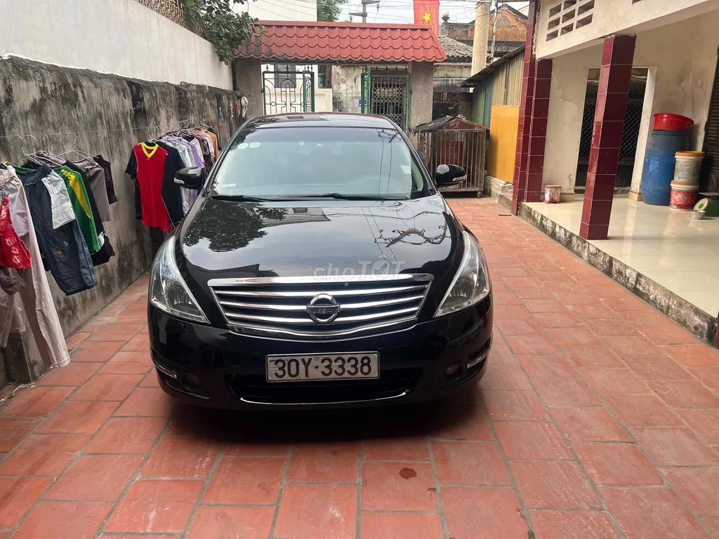 Nissan Teana 2010 photo 2