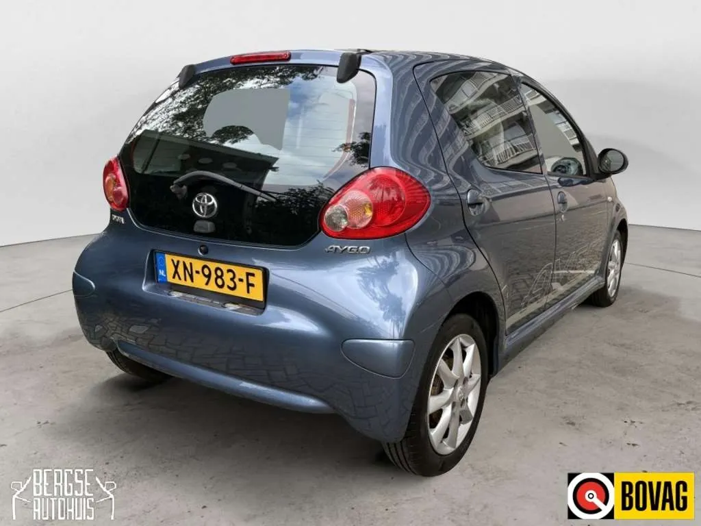 Toyota Aygo 2009 photo 3