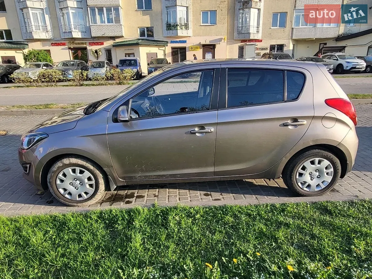 Hyundai I20 2014 photo 3