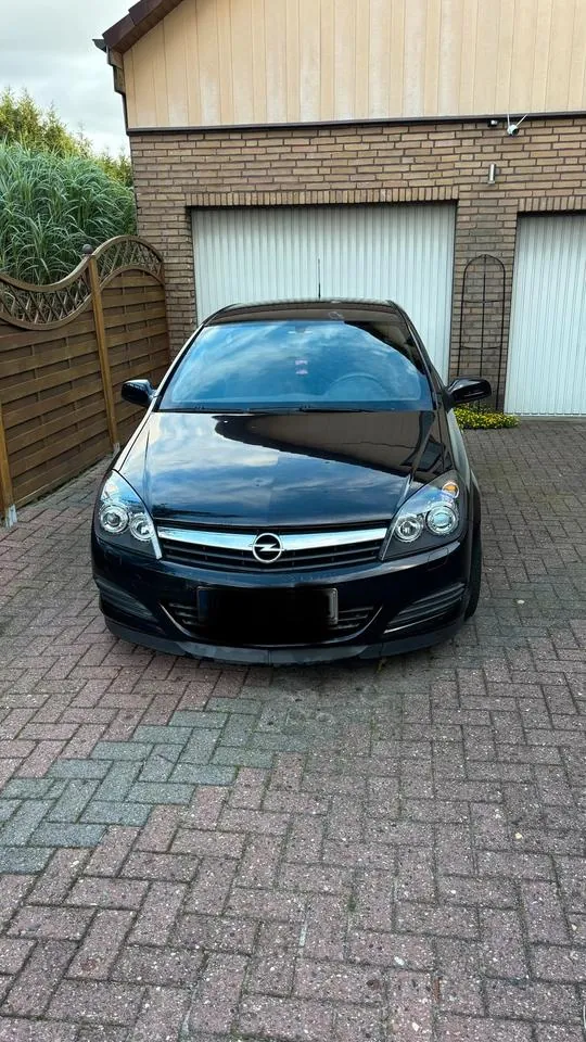 Opel Astra H Gtc