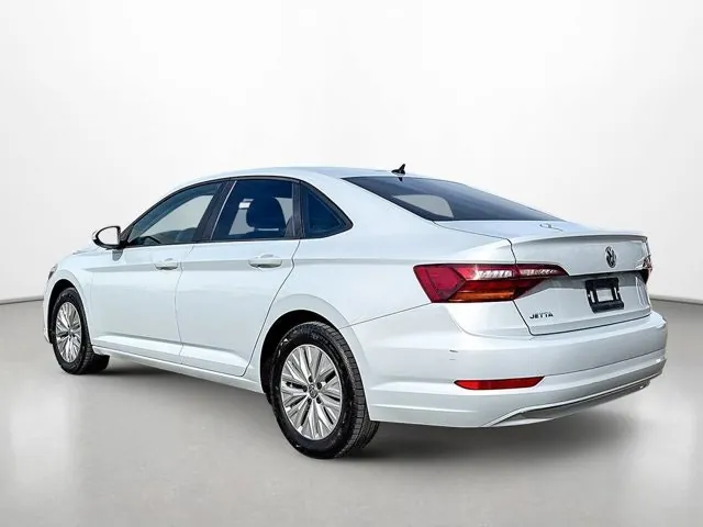 Volkswagen Jetta 2019 photo 4