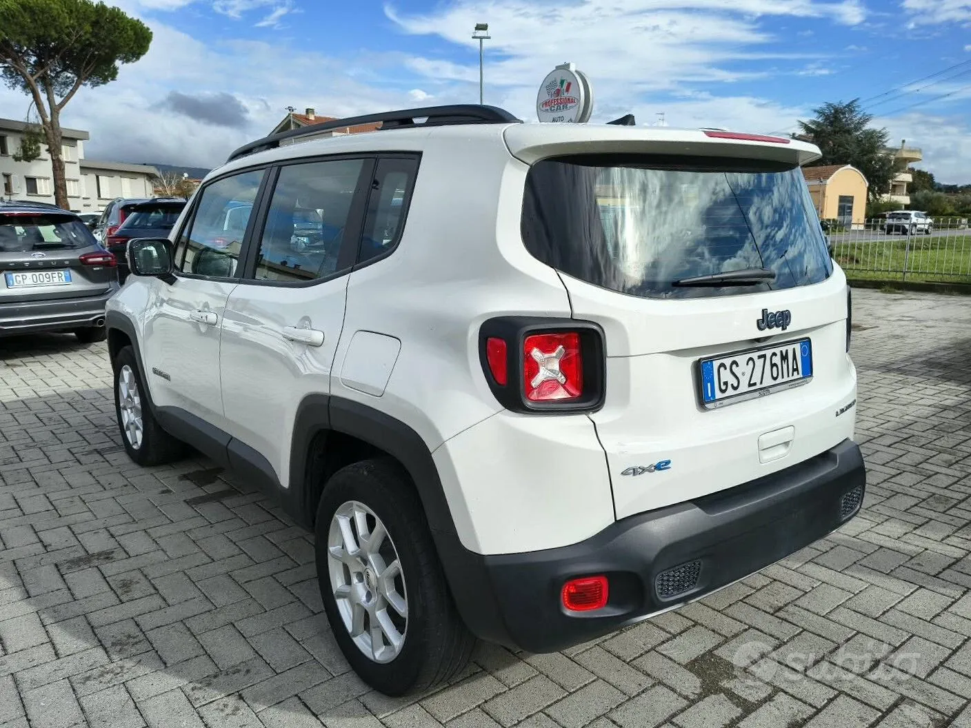 Jeep Renegade 2023 photo 4