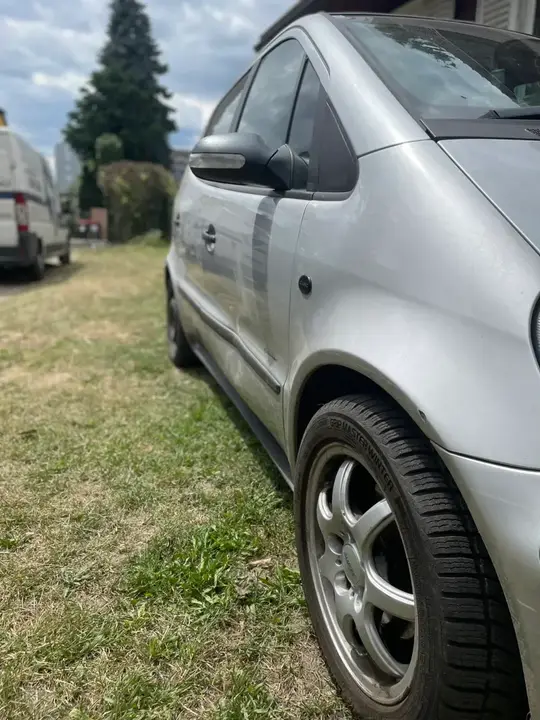 Mercedes-Benz B-Class 2004 photo 3
