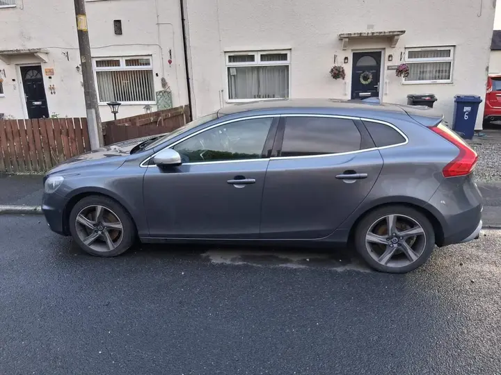 Volvo V40 2013 photo 4