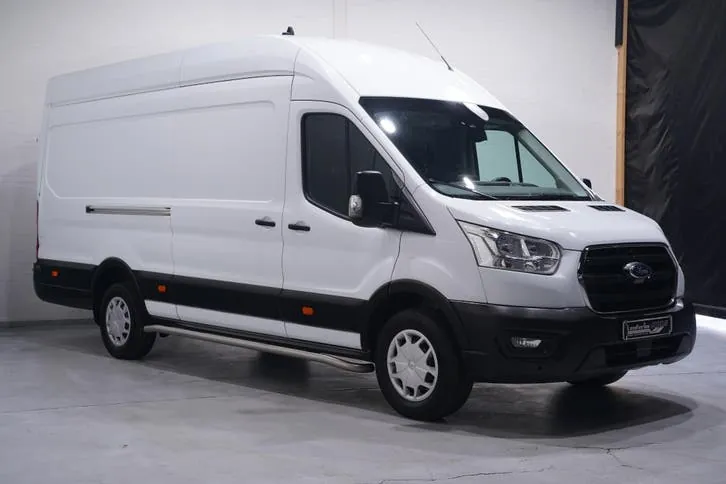 Ford Transit 2022 photo 2
