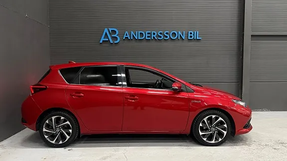 Toyota Auris 2016 photo 5