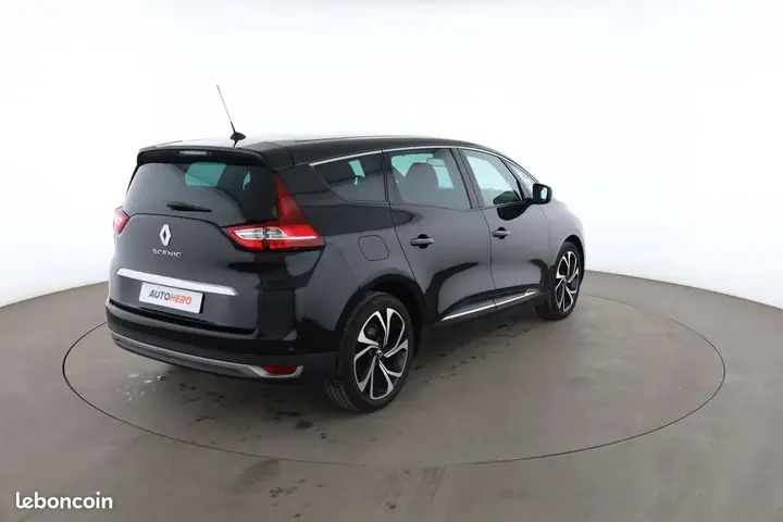 Renault Grand Scenic 2019 photo 3