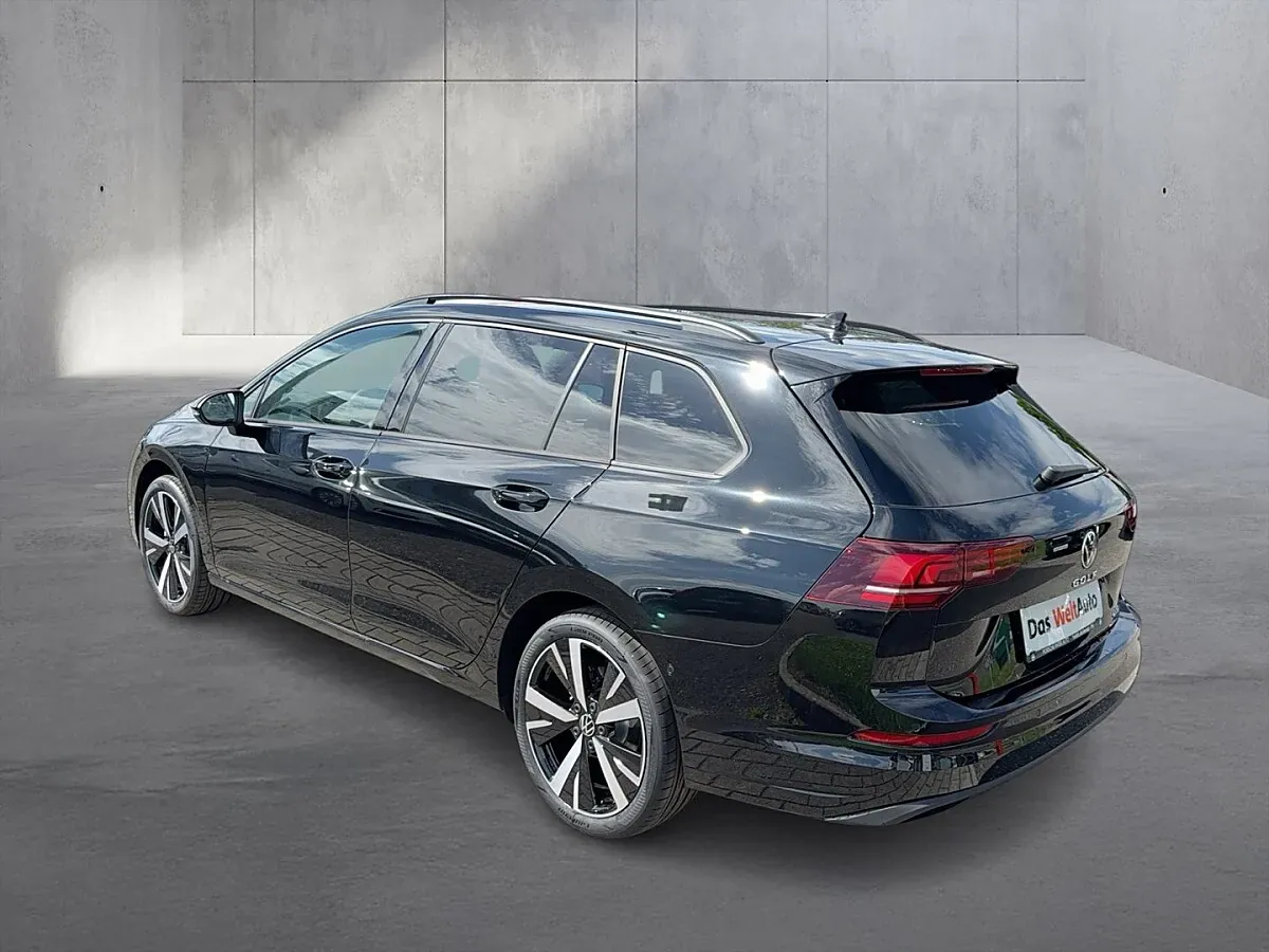 Volkswagen Golf 2026 photo 3