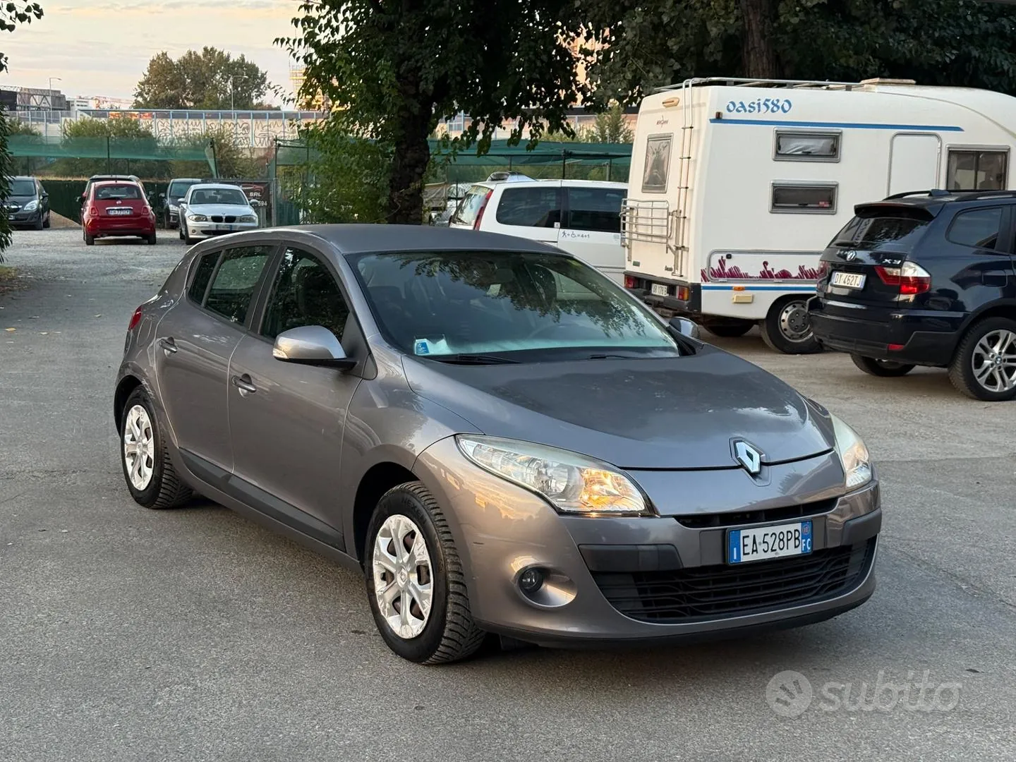 Renault Megane 2010 photo 2