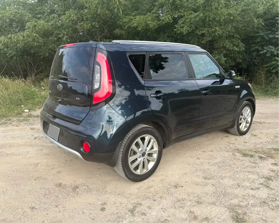 Kia Soul 2017 photo 2