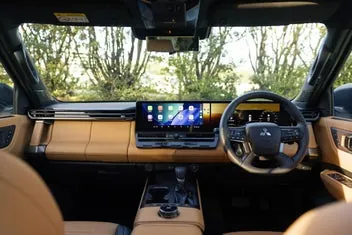 Mitsubishi Pajero 2026 photo 4