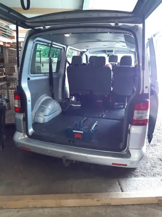 Volkswagen T5 2011 photo 3