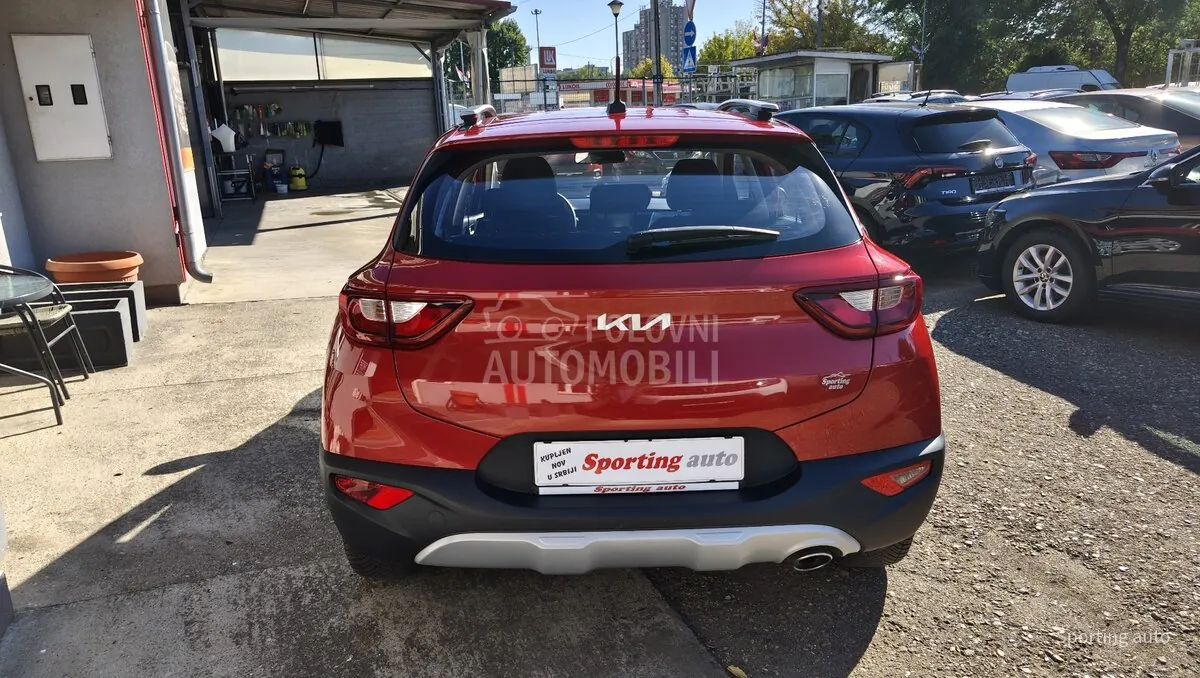 Kia Stonic 2023 photo 3
