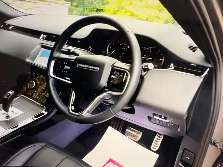 Land Rover Range Rover Evoque 2022 photo 4