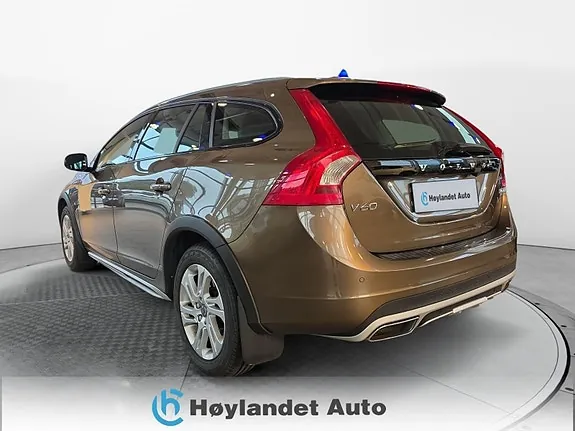 Volvo V60 Cross Country 2017 photo 3