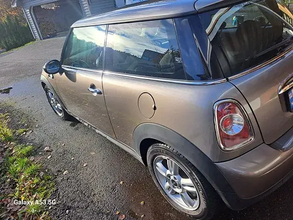 Mini One 2013 photo 5