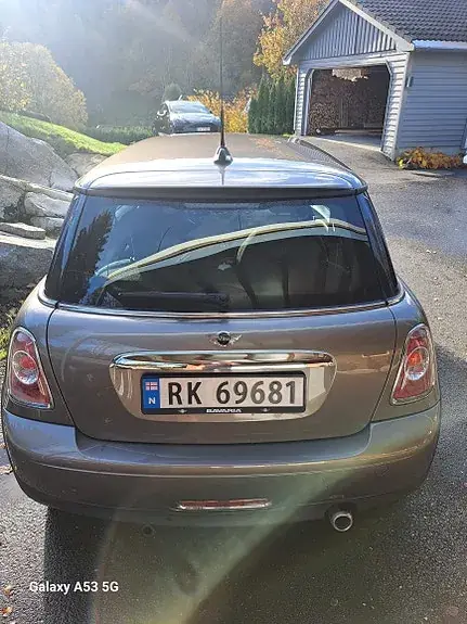 Mini One 2013 photo 2