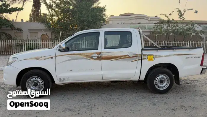 Toyota Hilux 2011 photo 2