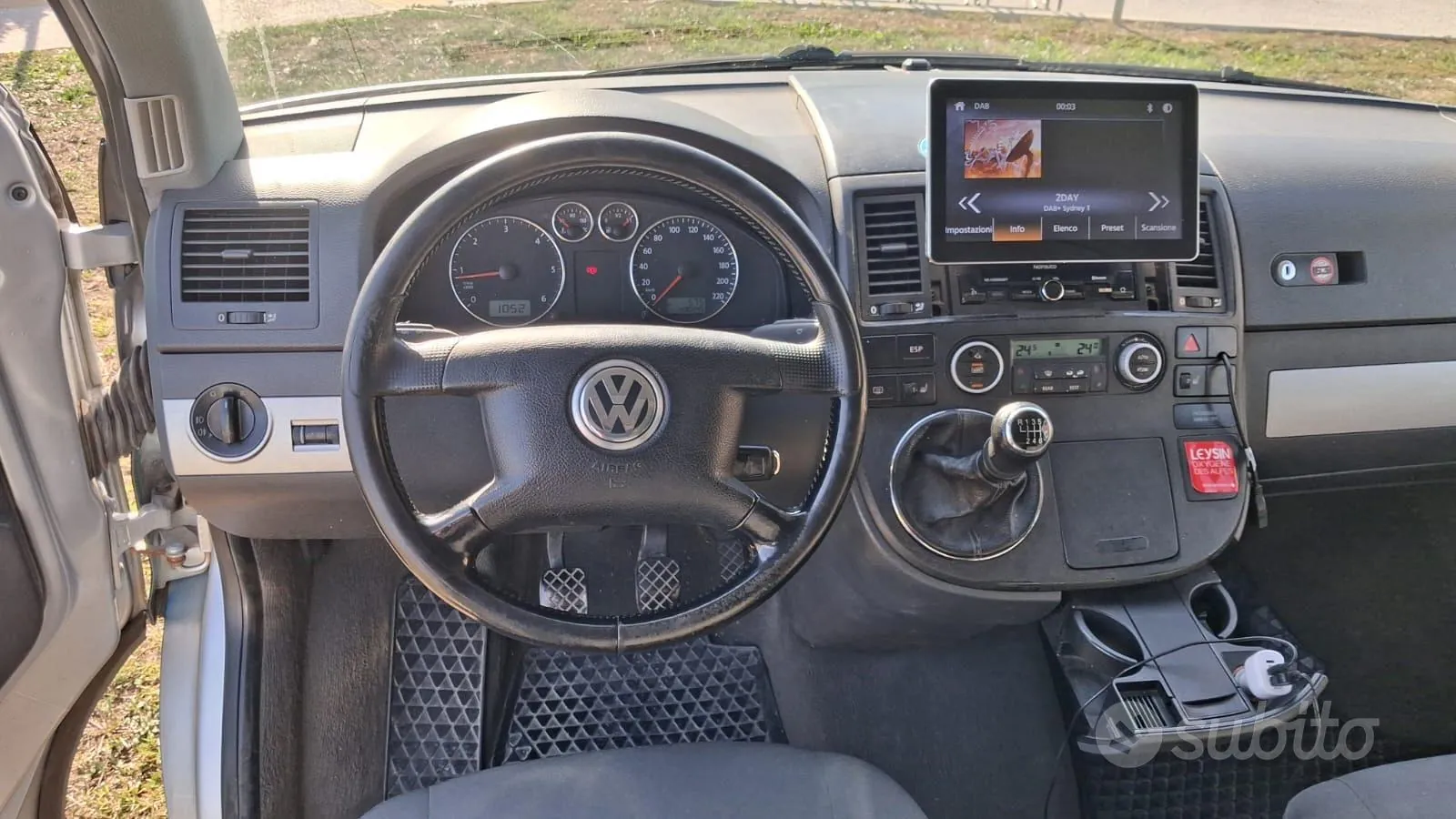 Volkswagen Multivan 2006 photo 4