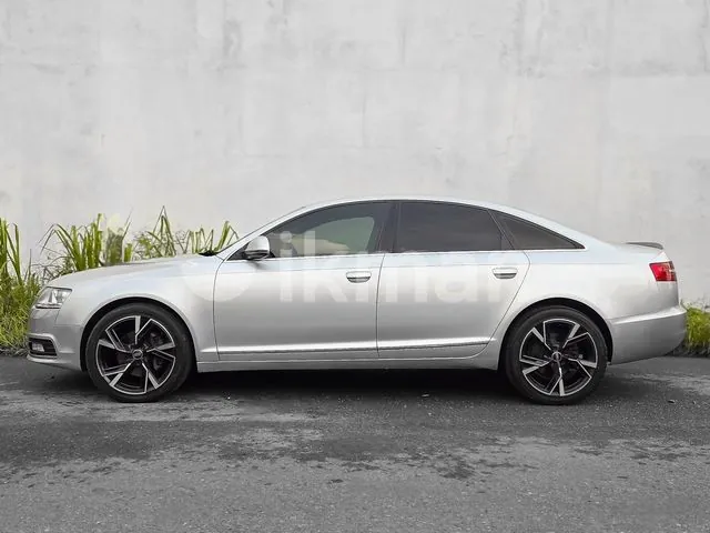Audi A6 2010 photo 3
