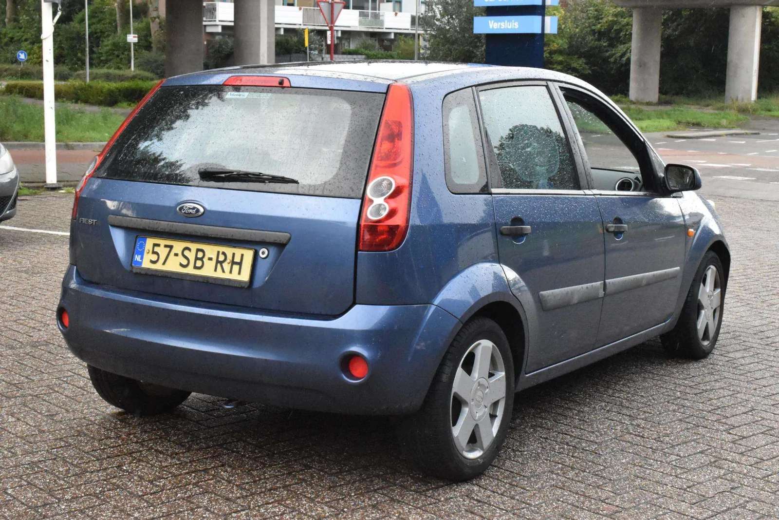 Ford Fiesta 2005 photo 3