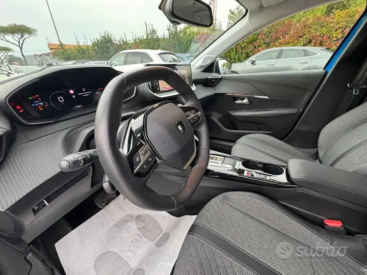 Peugeot 208 2024 photo 3