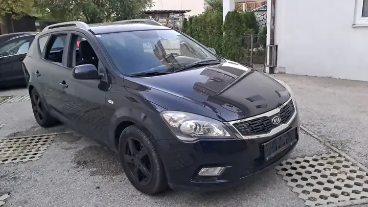Kia Ceed 2009 photo 3