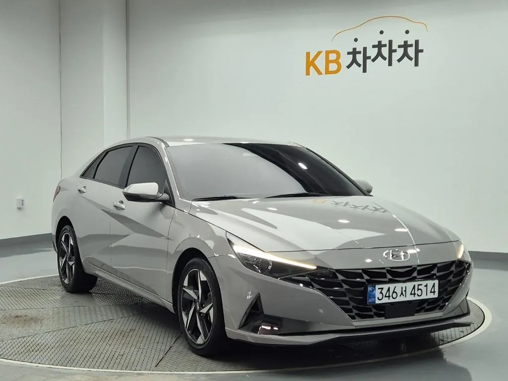Hyundai Avante 2021 photo 4
