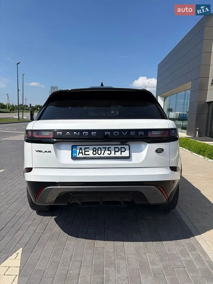 Land Rover Range Rover Velar 2023 photo 4