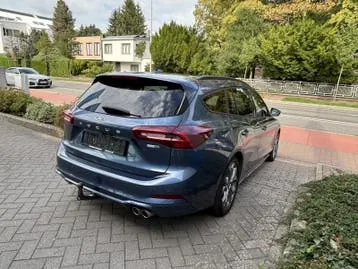Ford Focus 2023 photo 3