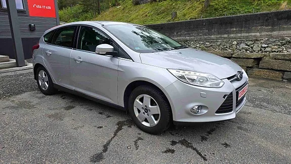 Ford Focus 2013 photo 3