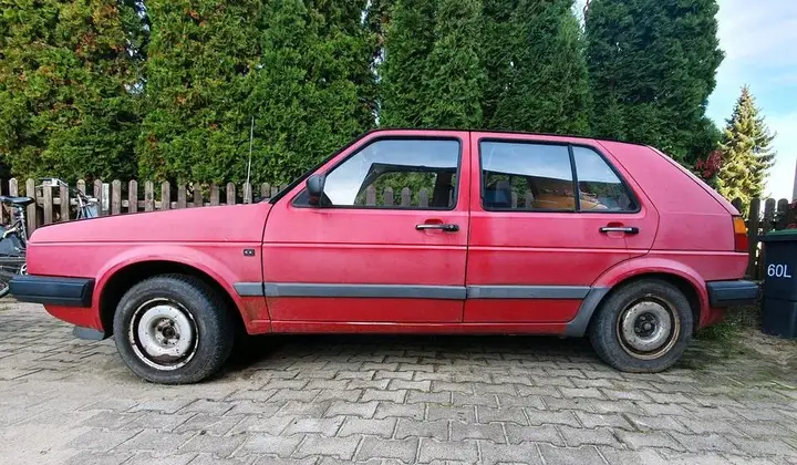 Volkswagen Golf 2